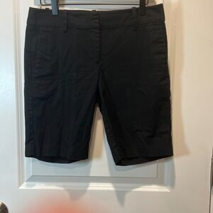 Ann Taylor Factory Black Casual Bermuda Shorts Womens Size 4